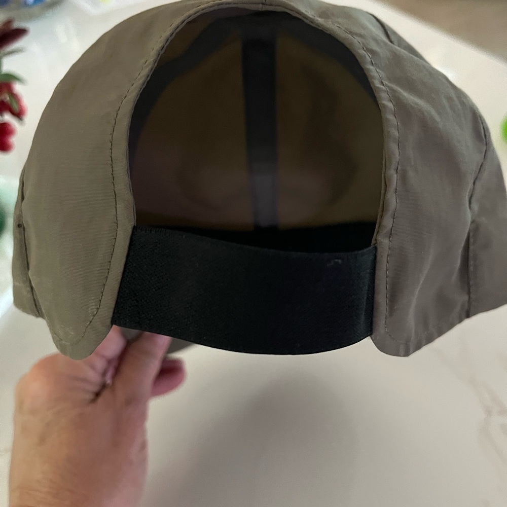 Women’s Cap - Picture 2 of 3